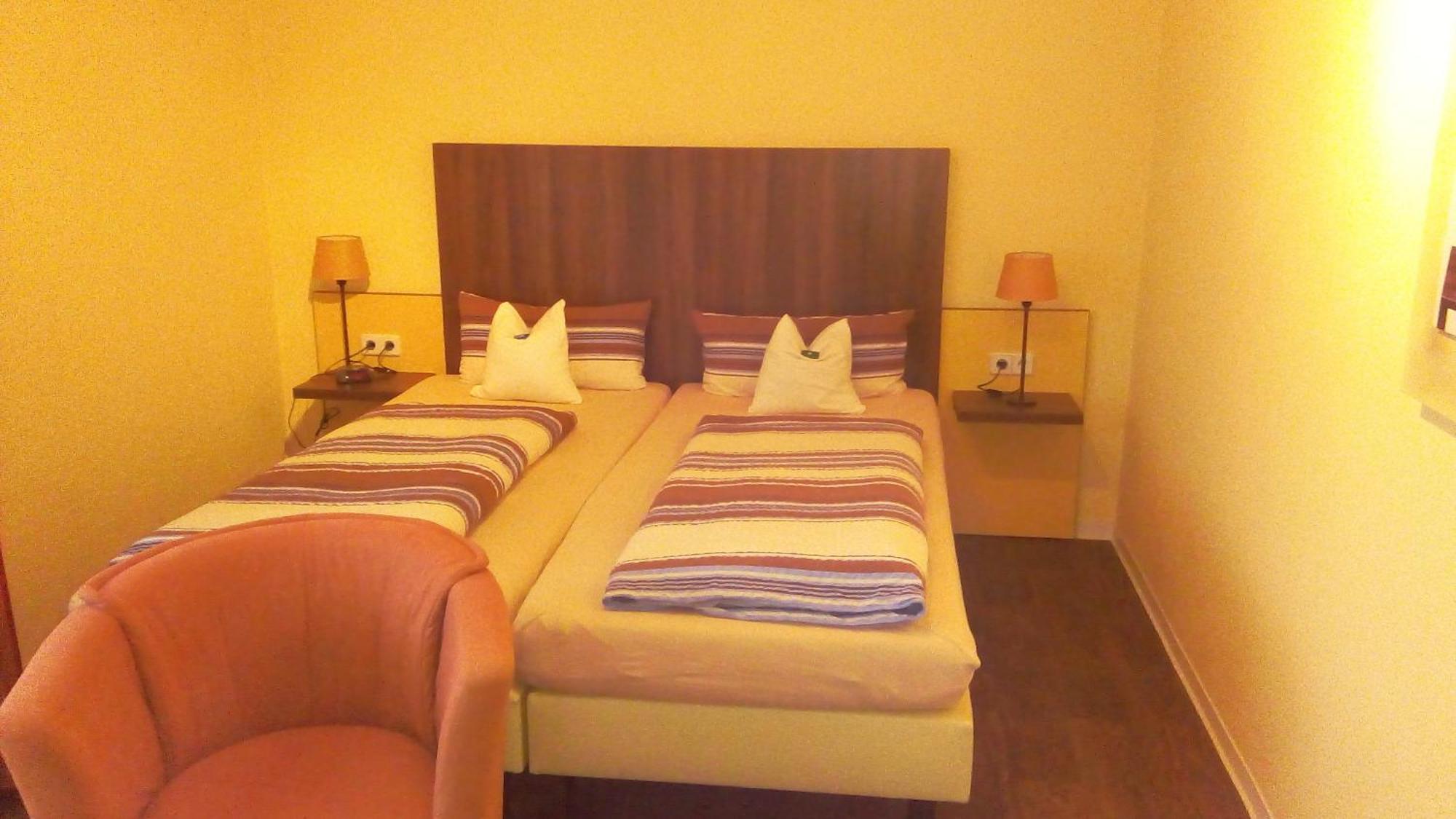 באד צווישנהם Ferienwohnung Klein מראה חיצוני תמונה